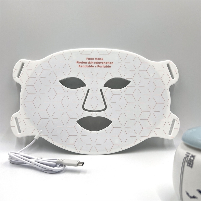 ماسک صورت سیلیکونی قابل حمل LED مراقبت از پوست 4 رنگ پاک کننده چین و چروک برای گردن / گلو